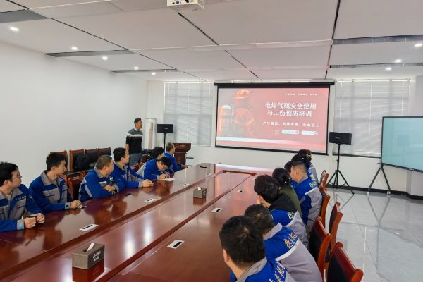 規(guī)范操作流程，共筑安全防線—泰安德美機(jī)電成功舉辦工傷預(yù)防專題培訓(xùn)